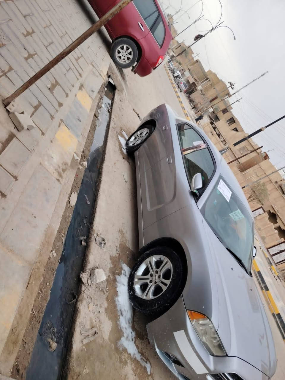 جارجر 14 كصه جنطه تخم تاير حداديه كير محرك كله شرط متومه سليمانيه نكليزي  السعر 60 وبيه مجال العنوان السماوه 
***********
