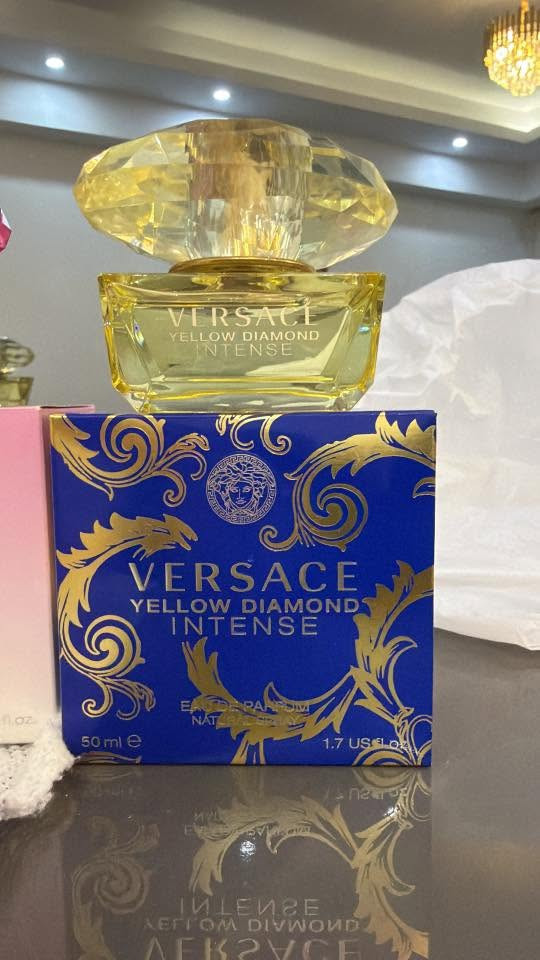 مجموعه عطور فرساجي اصلي مفتوح فقط سلفون ابيع القطعه ٦٠ الف شلع اي نوع شرط اصلي وشرط الفحص وين متريد للتواصل ***********واتس اب
