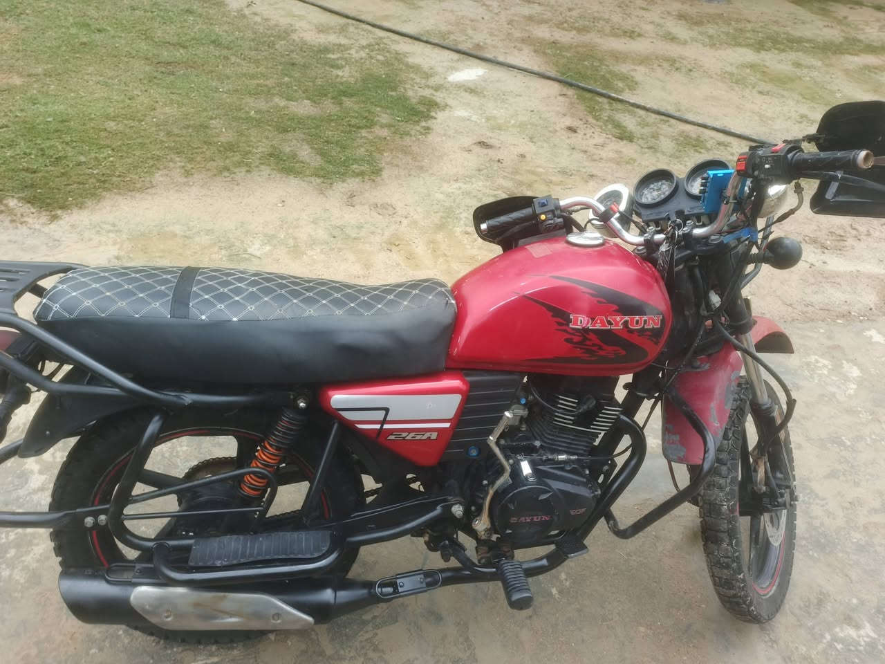 السلام عليكم دايوان جبلي مكينه 200كتابه حمره شرط دراجه مال جناي موديل2021  السعر 950وبيه مجال مكاني واسط العزيزيه ‏‪***********‬‏
