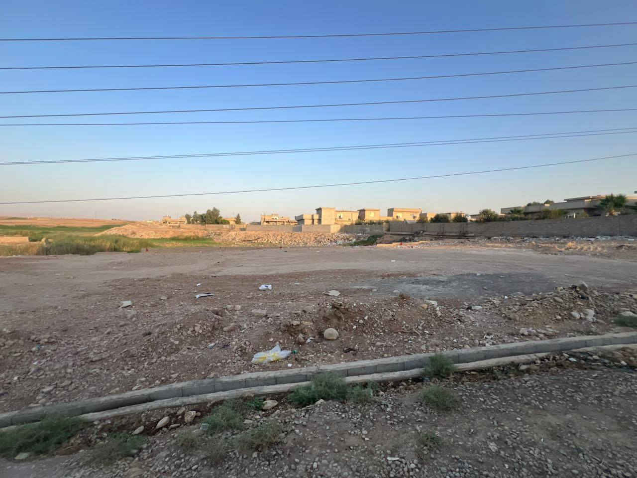 🚨 بيع مستعجل! أرض للبيع في حي القوسيات، خلف معمل غاز التوفيق، فرع جامع الإيمان بالله.
- المساحة: 200 متر
- وجهاً: 7 متر
- نزال: 30 متر
- خدمات:
- ماء
- كهرباء
- التبليط: 80 متر
- شارع: 11 متر
- الاتجاه: قروب ☀️
- الموقع مميز جدا 🌐
- سند زراعي نموذج 25 حق التصرف، سند أبيض
- سعر المتر: 95 الف دينار، قابل للتفاوض

للاستفسار:
- ***********
- ***********
