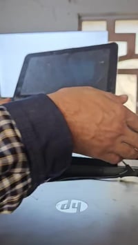 لابتوب • توصيل مجاني • بالفيديو