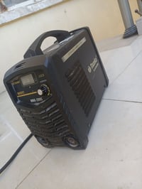 مكينه لحيم توزاكي للبيع الحجم الوسط وياها يده طول 15 متر وايرث طوله مت...