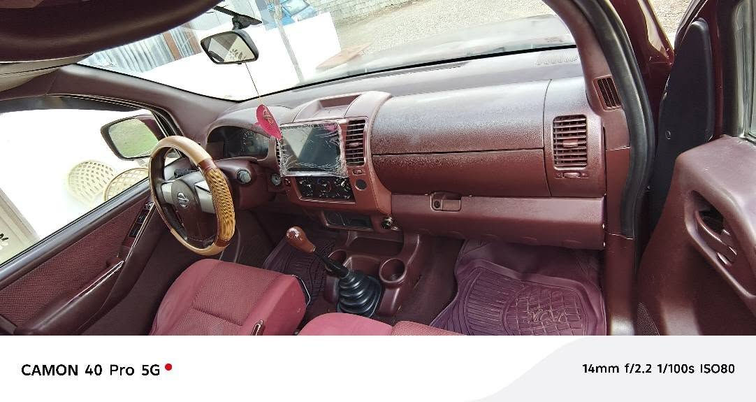 نەڤارا مۆدیل 2009
ڕەقەم  هەولیرە  بەناوی خۆمەوەیە تا 2028 تازەیە 
تەحویل  و   وەکالەو    خرامه    بەشەرت 
مەکینەی شەریکەی خۆیەتی 
بەشەرتی گیڕو مەکینەو گشت گیانی 
تەبرید و گەرمی و کارەبای مەزبووتە
دەعمو لیدرانی نیە 

بۆیاخی نیە 

سەیارەکە زۆر جوانەو ماڵی دۆستە لەسەرشەریکەیە 

سعری  76گەڵا 
                     لەسلیمانی 

***********     *********** السليمانية, العراق
