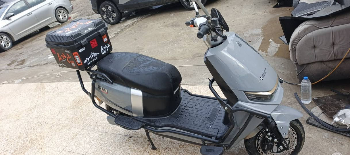 مطور شحن مستخدم شهرين نضيف سرعه ٧٢ حقيقي اربع سريع بي رجع بك سعر مليون ١٠٠بي مجال قليل مكان موصل حي المصارف رقم *********** واذا مو شاري لا تعبني
