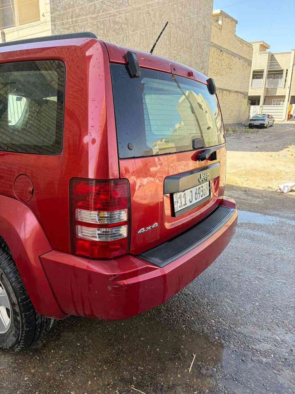 جيب لبرتي 2010 نضافتهه مال شركة ماشية 90 بدون اي نقص تبريد ثلج شاشة كامرة ب90 ورقة وبيها مجال ‏‪0771 514 7141‬‏
