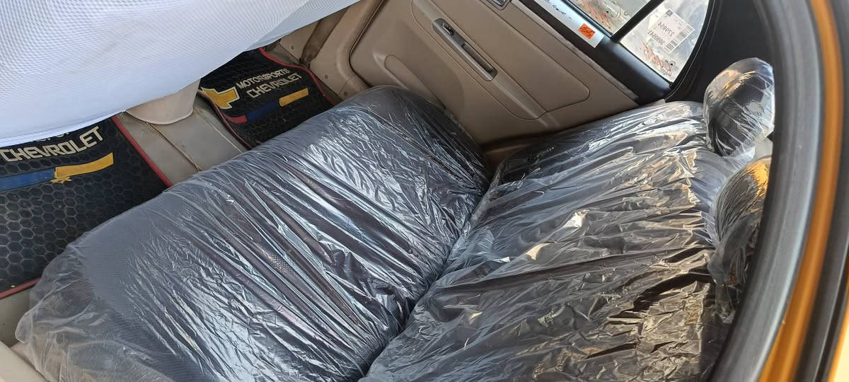 سيكي موديل 2012هيئه وغرامات صفر  سنويه 2030شرط التحويل مكينه وكير شرط كابون بانزين بيها 
شاشه وسستم سماعات طخم تاير خط ابيض جديد باتري جديد سياره جديده وجاهزه بدون تبديل بدون ضرر
السياره مصبوغه حزام جماليه 
السعر44
مكاني ايسر حي الانتصار 
***********
***********
