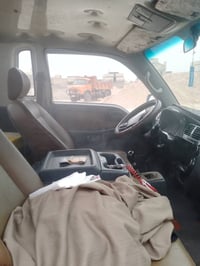 كيا فحل للبيع 138 وبيها مجال او مراوس اي نوع سياره ماعدى حمل سياره  نض...