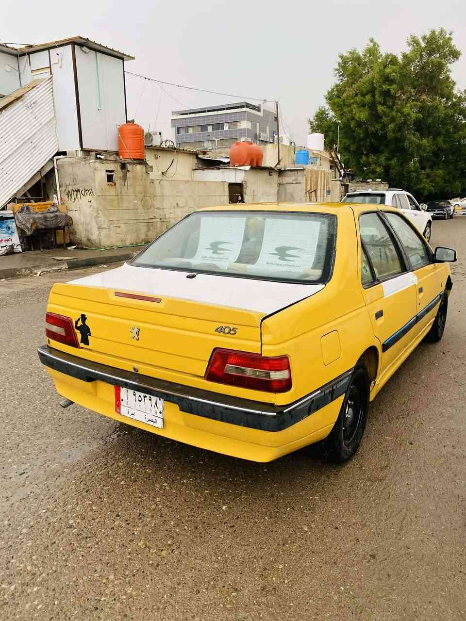 البصرة المعقل
بيجو 405 مديل 16 سنوية ما منتهية راعيها يمي السيارة مكفولة لا تبديل ولاضربة ولاصبغ بيها خياس  لئن ما ملكوطه سابقا علا وضعها البلادي. تبريد تدفئة شغال سيارة ما ناقصها اي شي فقط درايم شفت بيه طكة بس من تلوف  تأ يرات جدد دواخل نضيفة هاتف *********** وتساب فقط
