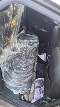 اخوان رضمان كريم عندي ماليبو ٢٠٢٠ فول مواصفات ما عدى الفتحه سياره حلوه...