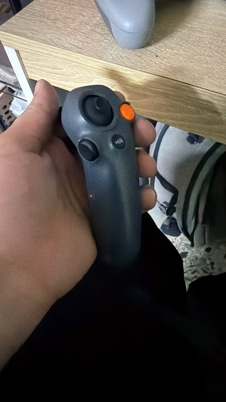 السلام عليكم درون افاتا ٢  للبيع مع جوستكها وموشن ونضاره و٣ بطاريات نظافه ٩٩٪؜  مابيها نقص وكارتونه موجوده 

مكاني بغداد المدينه ***********0
