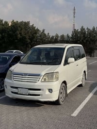 تويوتا نوها • ٢٠٠٢ • بصرة-زبير