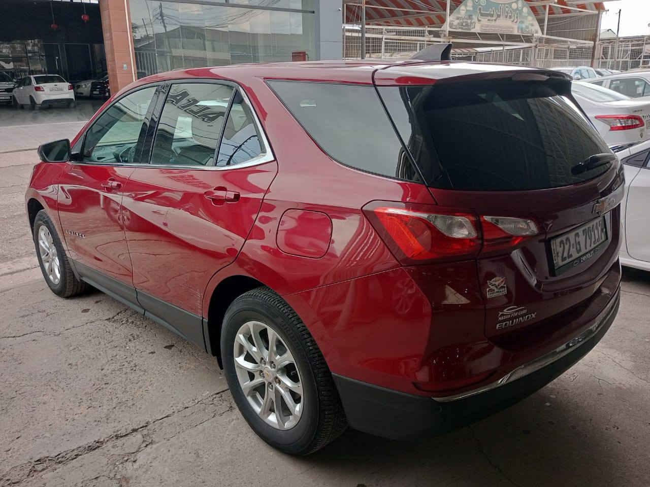 السلام عليكم 
شوفرليت اكينوس موديل 2020 
مواصفات ال تي 👉🏻👉🏻👉🏻👉🏻
🍂🍂🍂🍂🍂
تحديد مسار الشارع 
كروز لتثبيت سرعه الشارع 
رادار امامي رادار جانبي 
توقف ذاتي طوارئ 
شاشه اعطال السياره 
شاشه جي بي اس ملاحه 
ويلكم حجم 18 انش 
محرك حجم 1500 توربه 
جير اوتوماتيك 8 نمره 
اوتو هولد اوتو بارك 
هاند بريك بصمه 
صندوق كهربائي خلفي 
نظام اعطال 
نظام انزلاق 
لايت ال اي دي زينون 
كشافات امامي ضباب 
تبريد تكييف الهواء امامي خلفي 
كشنات مخمليه 
كشن كهربائي سائق 
🍂🍂🍂🍂🍂🍂
وبعد بها مواصفات 
المحرك والجير بحاله ممتازه 
رقم الشاصي منزل بالاعلان 
السياره بدون صبغ 
سعر المطلوب 138 ورقه ومجال للطيبين 
للاستفسار اتصال هاتفي مباشر 
***********
***********
خابر وتؤمر📱
