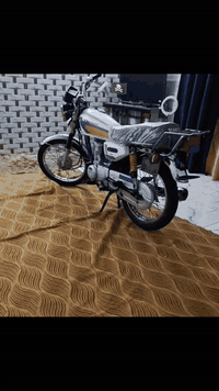 سلام عليكم شباب دراجه للبيع موديل 20 الدراجه تخبل اوراق اصولي المكينه ناعمه فول المكان كوت شارع النفط السعر 600           ***********
