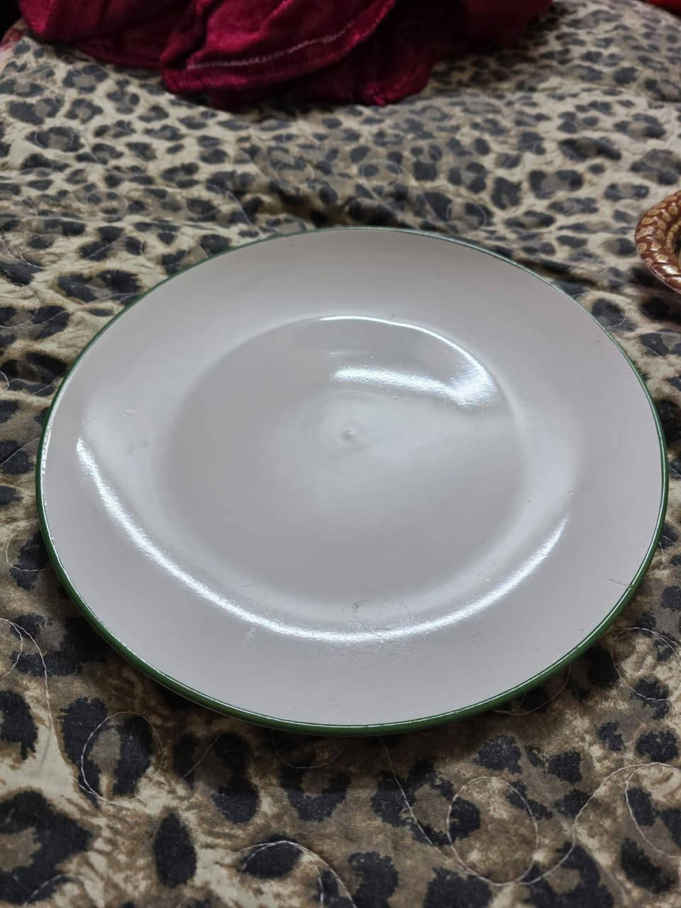 جنطه جديدة ب ٥ الف 
٥ مواعين كبيرة بيها خط اخضر مو خفيفه السعر ٦
قطاعه فنكر بطاطا جديده سعر ٥ الف
باقي الشغلات ٥٠٠ دينار
مكان قريب دولعي


**إذا كنت صاحب هذا الإعلان وتريد حذفه لأي سبب، رجاءا أرسل رسالة إلى الدعم الفني**