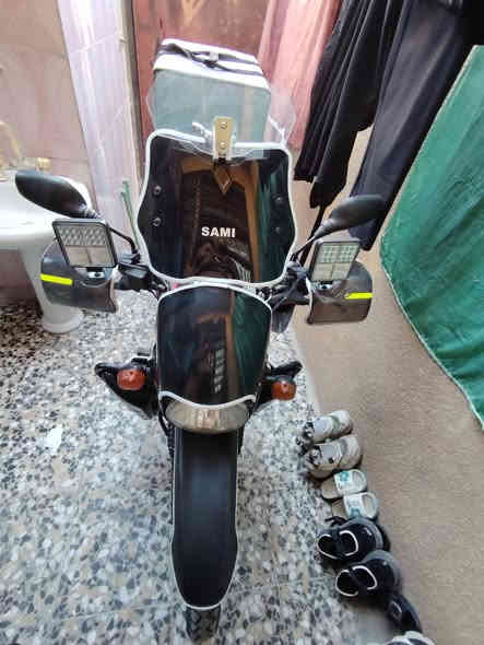 سلام عليكم شباب دراجة بوكسر مديل ٢٣ مرقمة رقم بابل مشروع وطني وين متريد تحول وكالة بسمي دراجة شوف عينكم نضيفة ما نقصة شي بوجهك للشغل الدراجة مفتوحة تجفيت شركة للبيع السعر ٢٣٠٠ وبيهة مجال المكان بغداد لأمين الثاني وذا اكو مراوس بدايون
الرقم ***********
