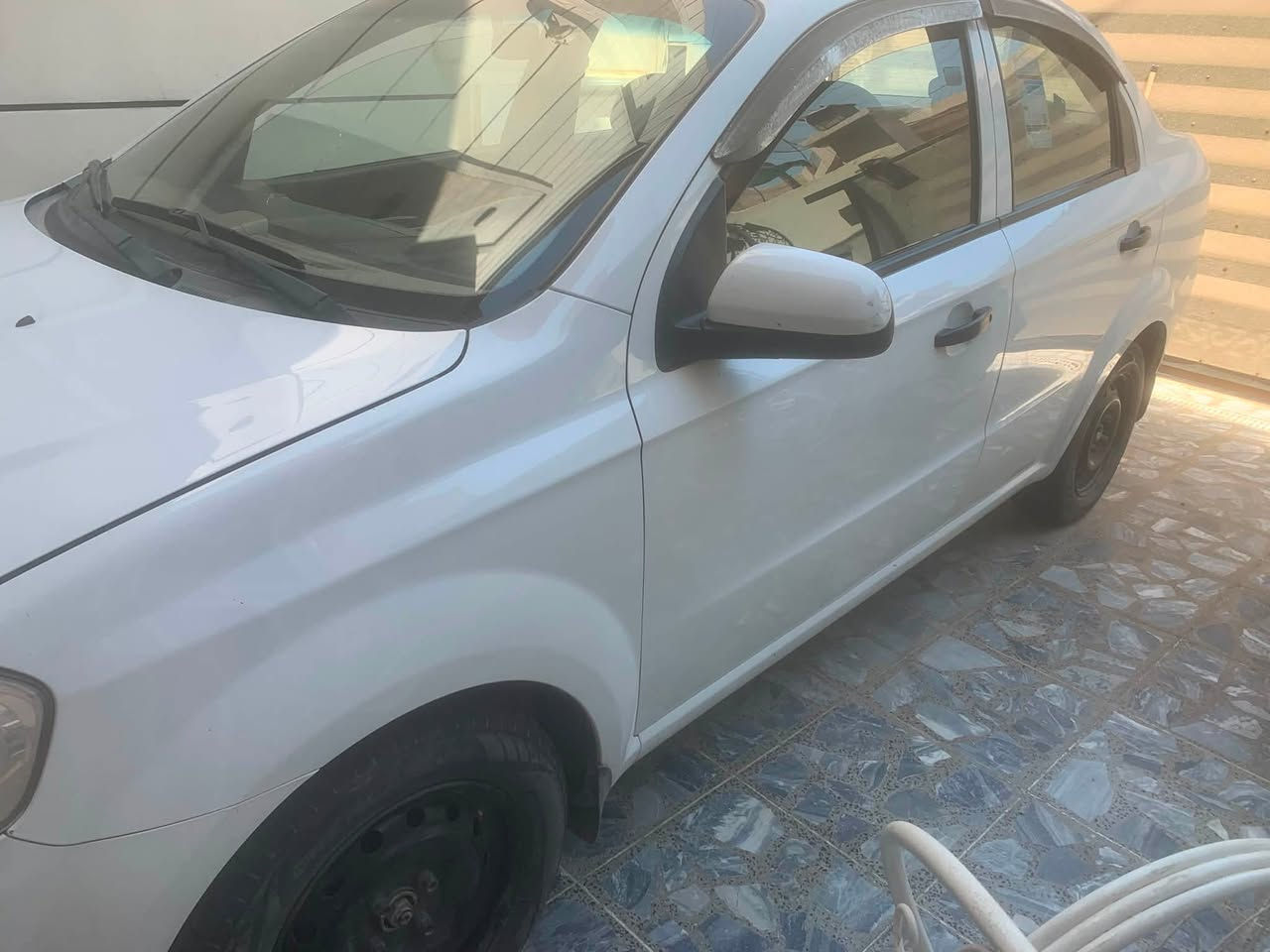 جديده موديل ١١خليجية تبريد ثلج مكينه ممتازة وداخل زيرو من الجداده وابيض مكفولة فقط شبر بالباب الخلفي  ***********
