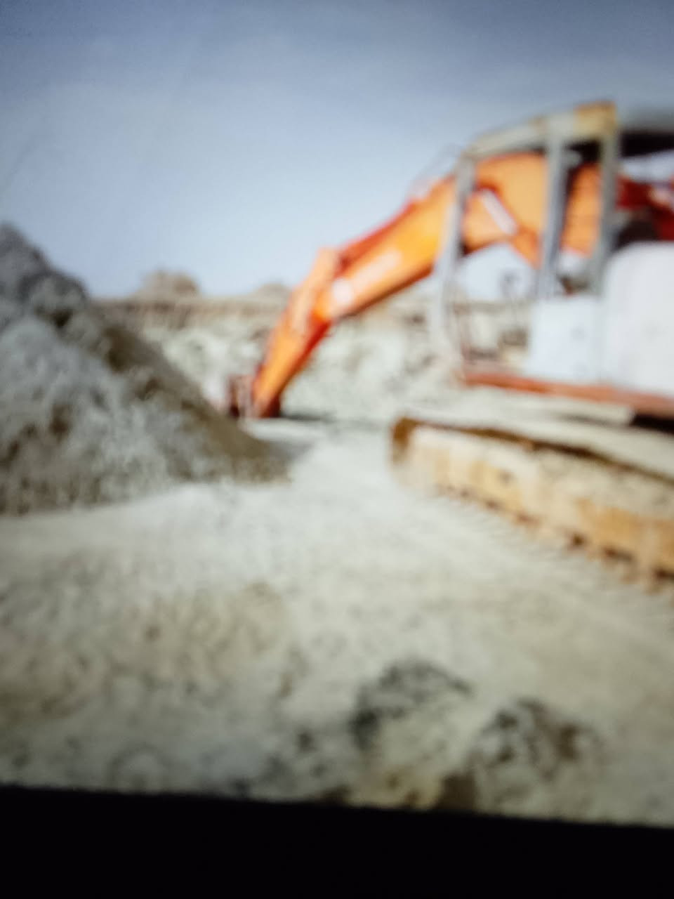 سلام عليكم من رخصت الادمن@ حفاره مع شفل للبيع   ***********
