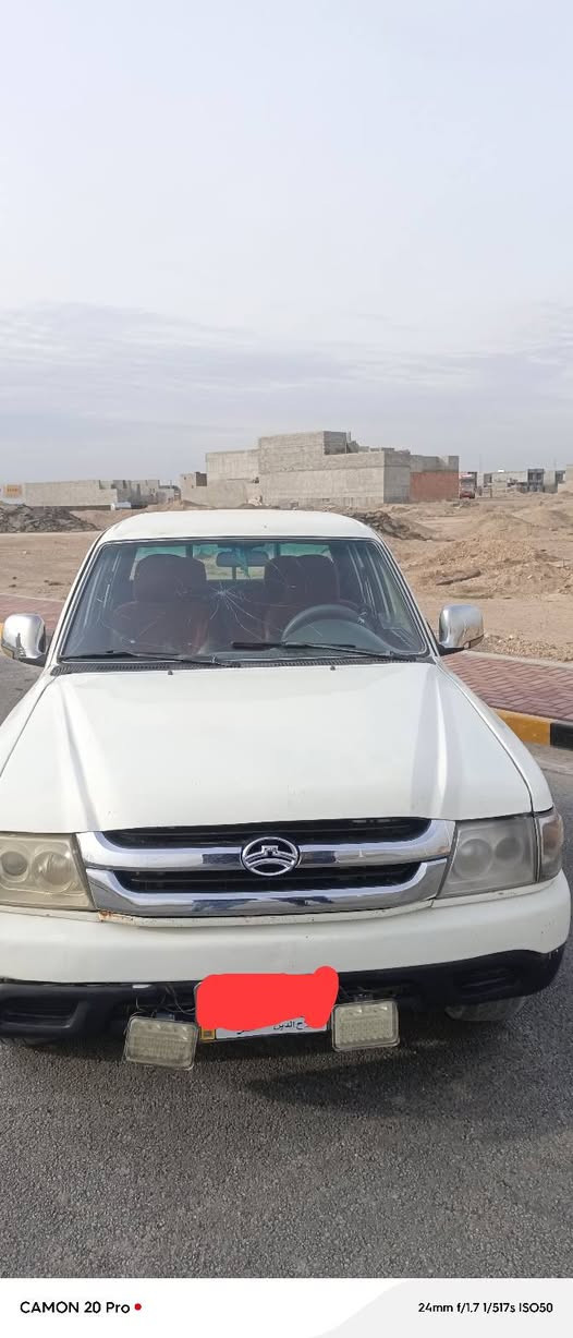 السلام عليكم سيار ه نضيفه مكفوله الرقم ***********
