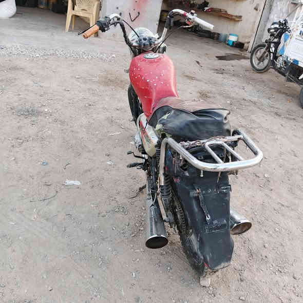 سلام عليكم موطور جني البيع أوراق كامله شغال مال العب السعر 125 وبي مجال مكان ديالى شهربان جسر مهروت الشراي ينتصل عله هذه الرقم  ***********
