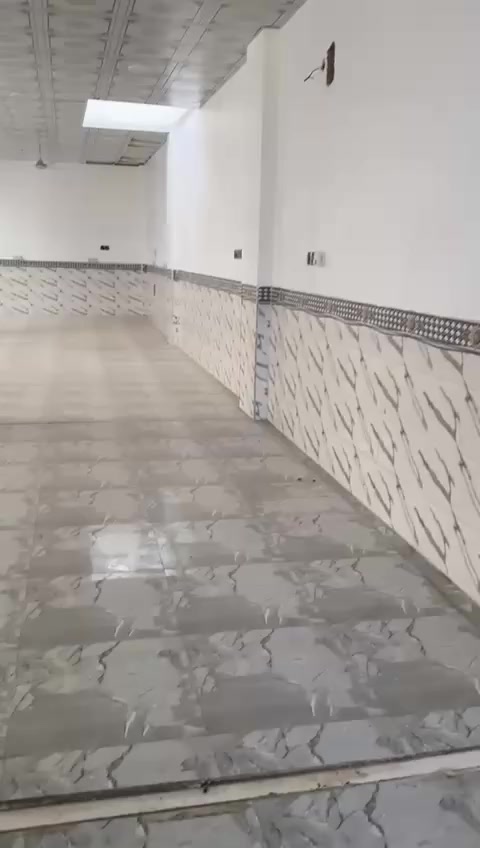 تتوفر عماره للايجار لغرض التجاره في مدينه الرمادي منطقه التأميم حي 30 تموز سوبر ماركت او اسواق او مكتب او مخزن او معمل ترهم اي مشروع للتجاره جديده مساحه 210 طابق ثاني للمعلومات على الواتساب 
***********
***********
