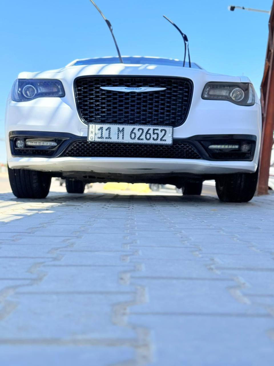 أوباما  300S .
الموديل :2021 مرمزه 2022  .   (كندي ) . 
المحرك : V6 . 3.6L .  
المواصفات : فول 
*فور ويل 
*ماشيه 40 الف  . 
* نقطة عمياء . 
* حساسات امامية .  
* ويل قياس 18 أنج . 
* حساسات خلفية . 
* شاشه كبيرة مع نظام ملاحة نفكيشن GPS .
* سستم صوت الپاين مع سماعات بريميوم .
* مقصورة الركاب من الجلد الفاخر .  
* المقاعد الأمامية كهربائية .  . 
* مقاعد أمامية تبريد وتدفئة . 
* مقاعد خلفية تدفئة . 
* ستيرن كهربائي . 
* تدفئة ستيرن . 
* محدد سرعة . 
* تلفون بلوتوث . 
* كاميرا خلفية .
* مرايا متحسسة للاضاءة العالية .
* دخول ذكي (بصمة) .

*سعر 235 ورقه بيها مجال 

رقم *********** واتساب + هاتف 
مگلف بالنشر غير متواجد
