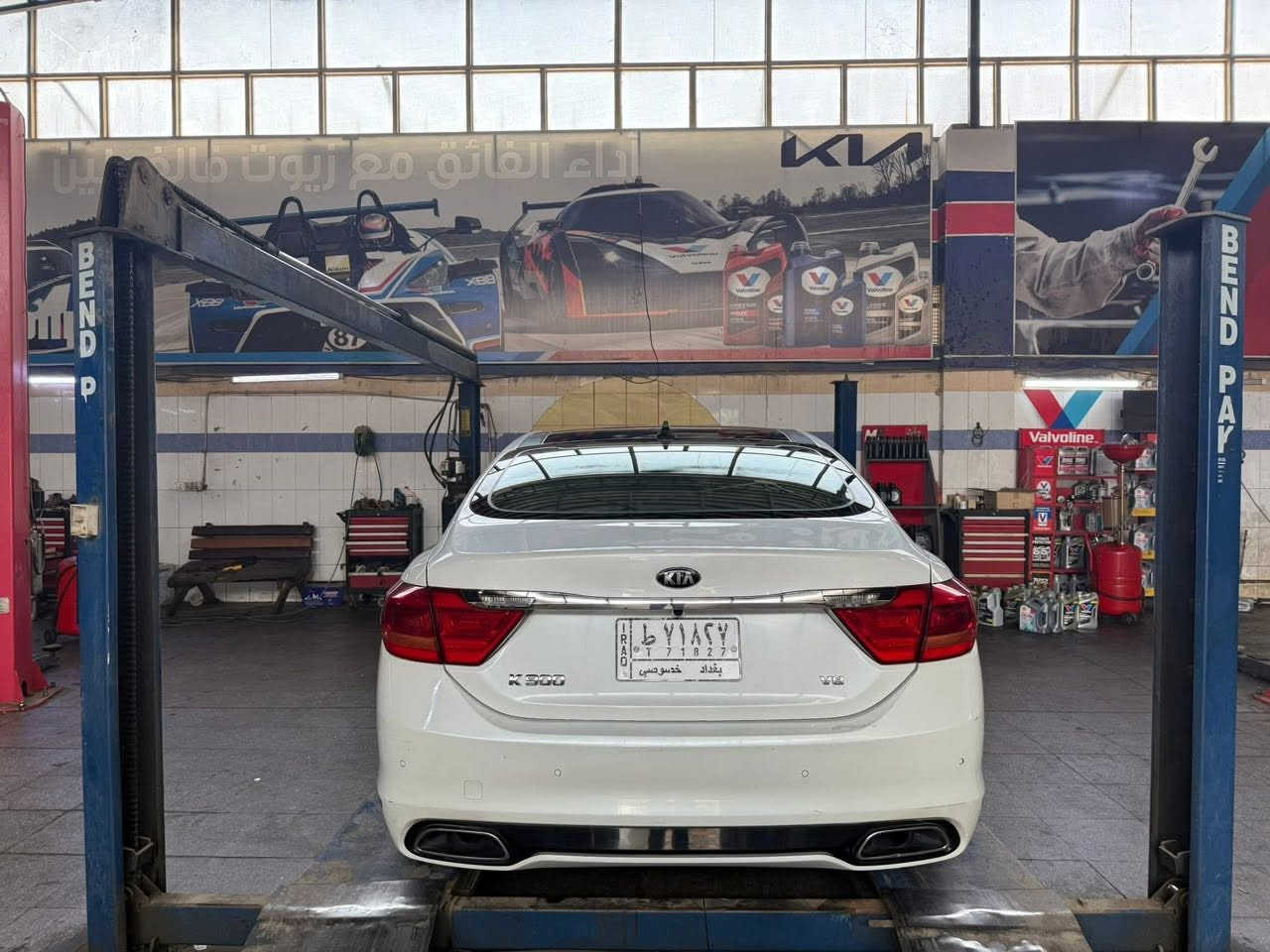 كيا كورس K900 امريكي حادثه موضح بالمنشور 

موديل 2015 رقم الماني بسمي مكينه 5000 v8 

سياره فووول مواصفات للاخير عدا الجوبلس 

السعر 175 وبيه مجال قليل 

للاستفسار اتصل وتدلل *********** مكاني طوريج
