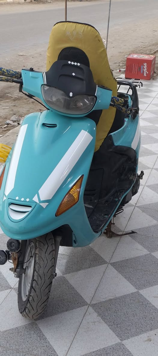 سلام عليكم فراشه جاهزه من كلشي كهربائيات كله شغاله هندر سلف شغال تايرات جدد دراجه خير من الله مكان ديوانيه قضاء المهناويه السعر ٣٥٠
‏‪***********‬‏ رقم صاحب الدراجه
