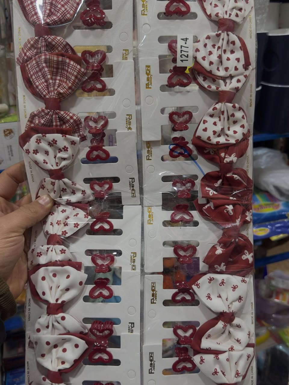 تشكيلة اكسسوارات
العنوان :موصل حي الصديق شارع البان 
شلاوي
يتوفر توصيل داخل الموصل و جميع المحافظات
للاستفسار مراسلة الصفحة أو الاتصال على الرقم ***********
