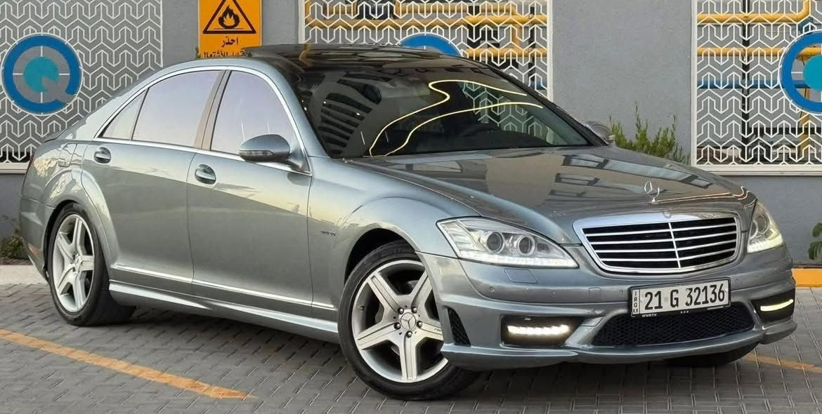 Mercedes S550 2006 مرسيدس اس / باب طويل
للبيع او مراوس 
وارد يابان / ٣ قطع رش كلير من اليابان الباقي مكفول
مكفوله من الضرر ( لغد شاصي دواخل مكفول )
جميع الايرباكات سليمه 
بدون شخوط / بدون رصعات 
عليها كت كامل AMG 2013 
المواصفات فول 1/1 :
- محرك v8 عقل الفوك المرغوب
- سقف بانوراما
- ناظور ليلي Night View
- ابواب شفط كهرباء
- صندوق كهرباء
- داخل لون اسود مطعم ب صاج
- كشنات جلد + خزن Memory
- كشنات كهرباء امامي / خلفي
- كشنات تدفئة و تبريد امامي / خلفي
- شاشة وسائط + كاميرا خلفية
- مري شفط / اشارة بالمري
- ماوس تحكم + تحكمات ستيرن
- ويل AMG اصلي حجم 20
- حساسات اصطفاف امامي / خلفي
- سيدي جينجر 6 اقراص
- سستم صوت HarmanKardon
- ستيرن كهرباء و تدفئة
- تبريد منفصل + قطعتين مع تحكم خلفي
- لايتات داينمك اوتو Dynamic 
- بردات ابواب + برده خلفية
- تچاوي كهرباء امامي + خلفي
رقم سليمانيه الجديد (أصولية 100%)
السعر 183 ورقه بيها مجال
السيارة كل شي بيها بلادي و كل اوبشناتها شغاله
تايرات جدد شادها ياباني 
مسويلها ادامه سيرفس كامل و لا كلوب مشتغل بالدشبول
عنواني بغداد / الكرخ
***********
