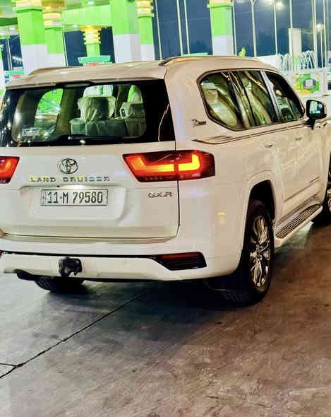 السلام عليكم للبيع لاندكروز
موديل 2022 شركه ساز
ماشيه 31
مكينه 4000.
V6 تنفس طبيعي

مكفوله كفاله عامه
السعر 660 $وبيه مجال بسيط
الاتصال : ***********
