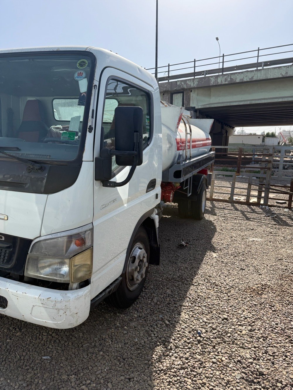 السلام عليكم كنتر تنكر للبيع موديل 2008 تخم تاير للستفسار*********** معارض النهضة 