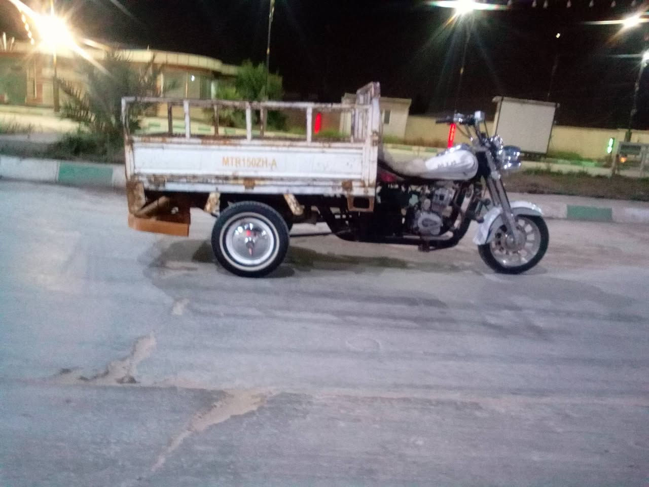 السلام عليكم شباب ستوته للبيع ام تيار، رقم نجف وسنويه الاصليه مالته موديل 2009مكينه، 25) شاصي شرط الكفاله كهربايات كله شغل تخم تاير جديد نكره سلف السعر مليون و100مجال لشراي مستعجل عل بيعته مكان بابل مامتواجد عل فيس هاذه رقمي تصل وتدلل، ***********
