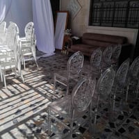 تجهيزات الاخوين لتأجير الكراسي تجهيز كافة المناسبات يوجد توصيل ٠٧٧١٧٠٥...