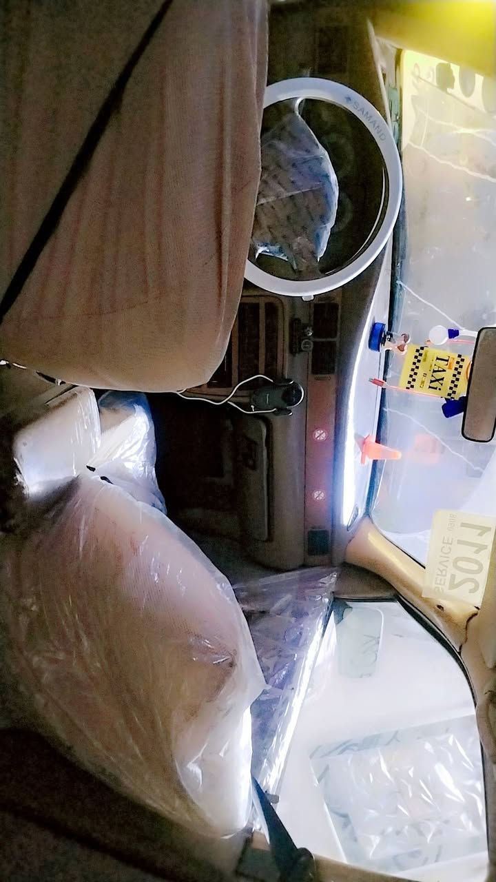 سلام عليكم مرخصت الادمن سمند موديل 11البيع خصوصي رقم  ذيقار مكان سياره بغداد سعر خاص الاستفسار تصل واني خادم ***********
