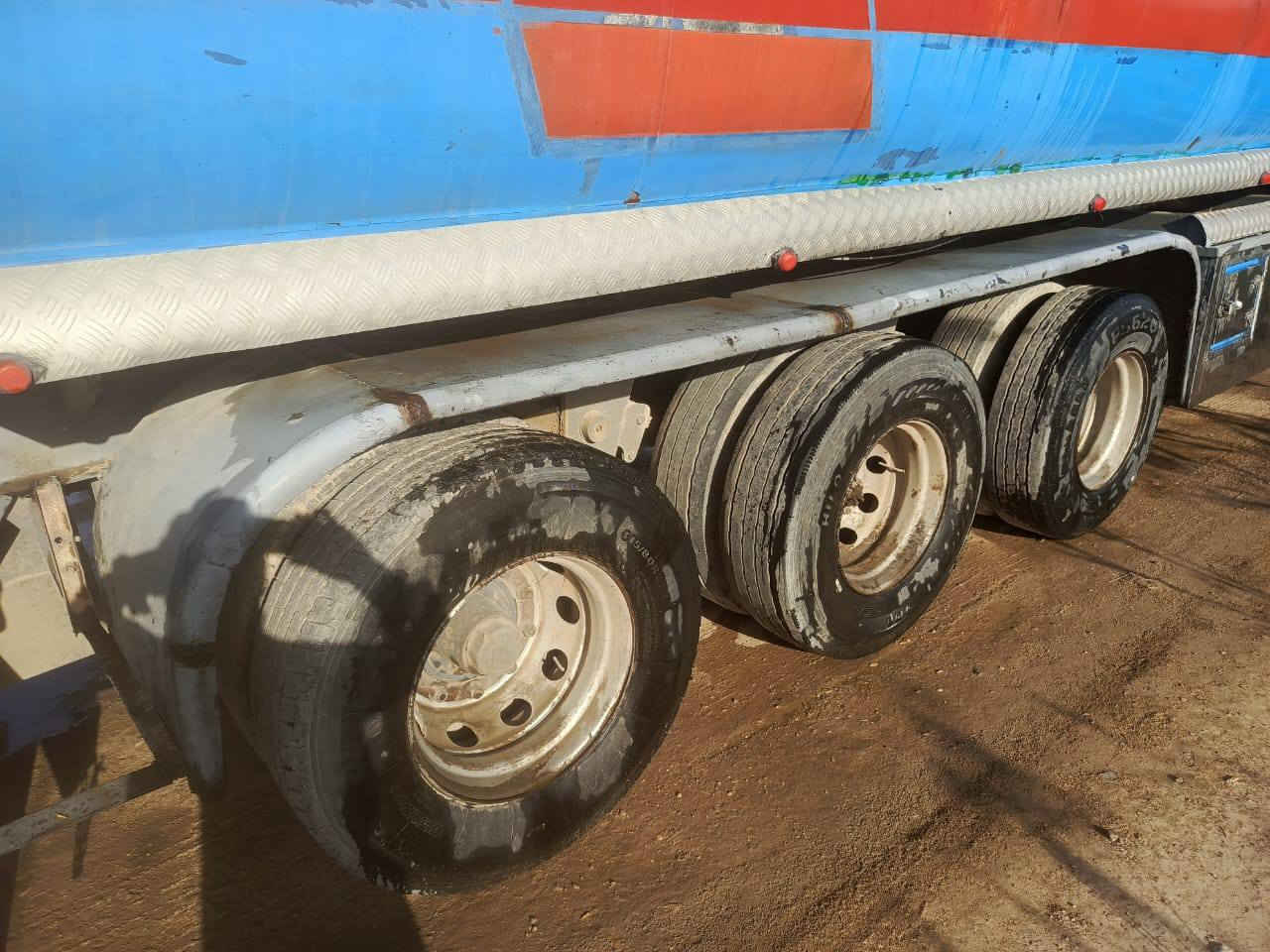 *للبيع صهريج شغال سبرنك نظيف.مستعجل ع بيعتة
المكان واسط الصويرة ----بغداد
الأتصال.***********
