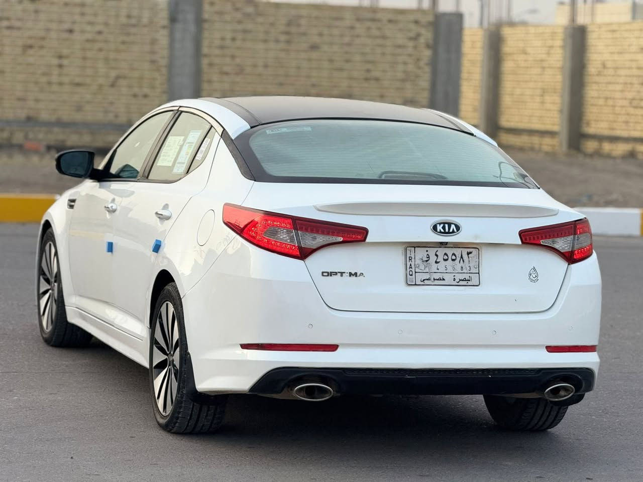 الهم صلي على محمد والي محمد 
كيه اوبتيمه
موديل:2012
وارد خليجي 
مكينه:2400
فول موصفات 
بصمة 
كشن جلد 
كشن كهرباي 
كشن خزن 
حساس امامي خلفي
كامره 
اشاير بل مري 
تبريد قطعتين 
رقم بصره تحويل ثاني يوم 
مكانه:ناصريه مركز 
السعر:115 
ملاحظة:السياره بيه رشات صبغ 
للاستفسار: ‭0782 284 0896‬

‭0776 455 4797‬
