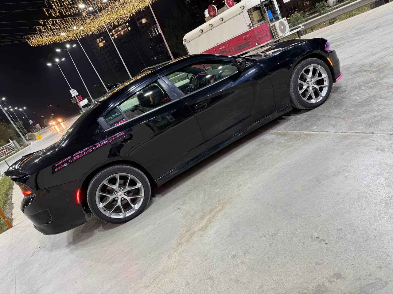 للبيع دوج جارجر 2019
وارد امريكي ضرر بسيط جداً 
فئة SXT PLAS  محدث GT بالكامل 
مواصفات فول مواصفات للاخير 
سيارة متعوب عليها ونظيفة 
رقم اربيل جديد انكليزي بسمي 
مكان السيارة بغداد 📍
للاستفسار واتساب 
*********** ابو شمس بغداد, العراق
