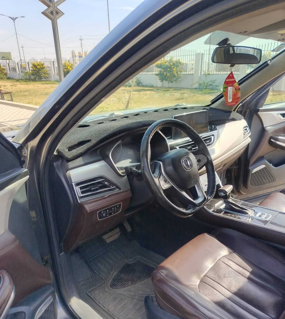 #للبيع_أو_مراوس
#شانجان_cs75_فور4ويل_موديل_2020
محرك// 1800 تيربو
اللون رصاصي /فووول مواصفات/فتحة بانوراما/مري شفط/كشنات جلد/تحكم جهتين. 
ماشية 130 
رقم واسط انكليزي بأسمي
نفاذ سنوية نهاية 2026
ضررها بدون تبديل جاملغ أيمن وجزء بسيط من الدعامية الامامية. 
گير مكينة مكفولات_تبريد شغال_حدادية أمامية جديد نفض. 
إطارت جدد
كاملة مابيها أي نقص
#السعر 122 بيها مجال
مكاني
#كوت_مركز_مدينة
#موبايل***********
