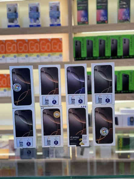 السلام عليكم اخوان 
مجموعة اجهزة جديدة ومستعملة 

17 برو ماكس za نو اكتف شريحة برتقالي مليونين و50 الف

16 برو ماكس abm لون ذهبي وازرك وتيتانيوم مليون و680 

16 برو ماكس مستعمل ماستر

بطارية 100 

مشحون 113 مره

ذاكرة 256 

لون صحراوي 

مليون و425 

16 برو ماكس ياباني 

بطارية 98 

مشحون 279 مره 

لون ذهبي 

مليون و350 

15 برو ماكس ماستر 

بطارية 88 

ذاكرة 256 

مشحون 880 مره 

لون تيتانيوم 

مليون و50 الف 

15 برو ماكس 

بطارية 87 

ذاكرة 256 

مشحون 482 مره 

لون تيتانيوم 

مليون و50 الف

13 برو ماكس امريكي 

لون اسود وذهبي وسمائي

بطاريات من 83 ل 89 ممعلاية البطارية 

كله وتر وضمان شكد متريد 

700 الف 

للتواصل يعقوب  *********** موجود واتساب 

علي *********** موجود واتساب 

حسين *********** موجود واتساب 

او زرورنا عين الفهد ستور 

بغداد الصليخ قرب العيادة الشعبية
