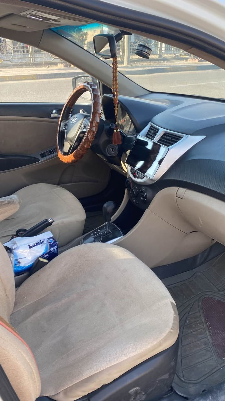 سلام عليكم …
اكسنت خليجي مديل 2016 مكفولة ما عدا ملاحظات بسيطة السيارة بسمي شرط التحويل محرك 1600 دوش تبريد حدادة جديدة السيارة احلى من الوصف السعر 105
بيها مجال للتفاوض *********** Singapore
