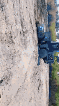 دونمين عامود 664
طريق الازرك السدة
واجهة 100متر  نزال 50 متر 
قريبة عالشارع العام مسافة 150 متر 
السعر 220 وبيها مجال ان شاءلله
دونم مدفون دونم غير مدفون
وتباع كل دونم وحد وايضا تباع نصف  دونم وحد
الرقم ***********
