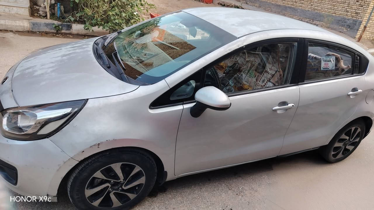 السلام عليكم  للبيع سيارة كيا ريو 2015 خليجي سيارة مكفوله  بيه  ضربه صبغ بالجاملغ الايمن ومصىلح على البارد محرك 1600 تبريد عاطل  سنوية 30 سيارة باسمي تحويل مباشر رقم ذي قار مداور ثاني يوم السعر 95 بيه مجال بسيط مكان السيارة  الناصريه الاستفسار..
***********
***********
