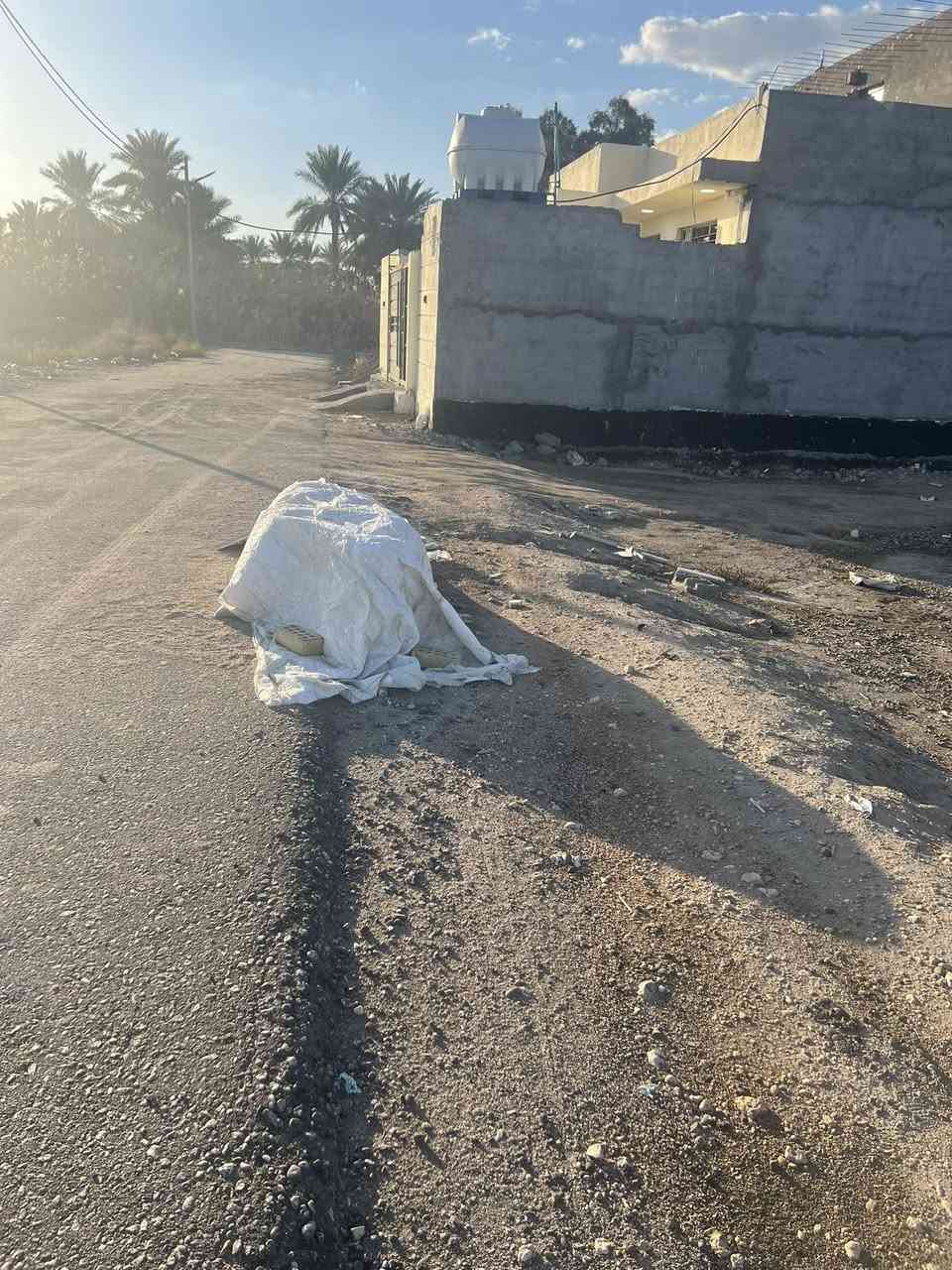 قطعه ارض اللبيع 
موقع حي العدل مقابيل محطه بانزين خانه مال عبيد السلطان 

مساحه 200م بلبدايه

سعر 25وبيها مجال 
الإتصال واستفسار 
***********
