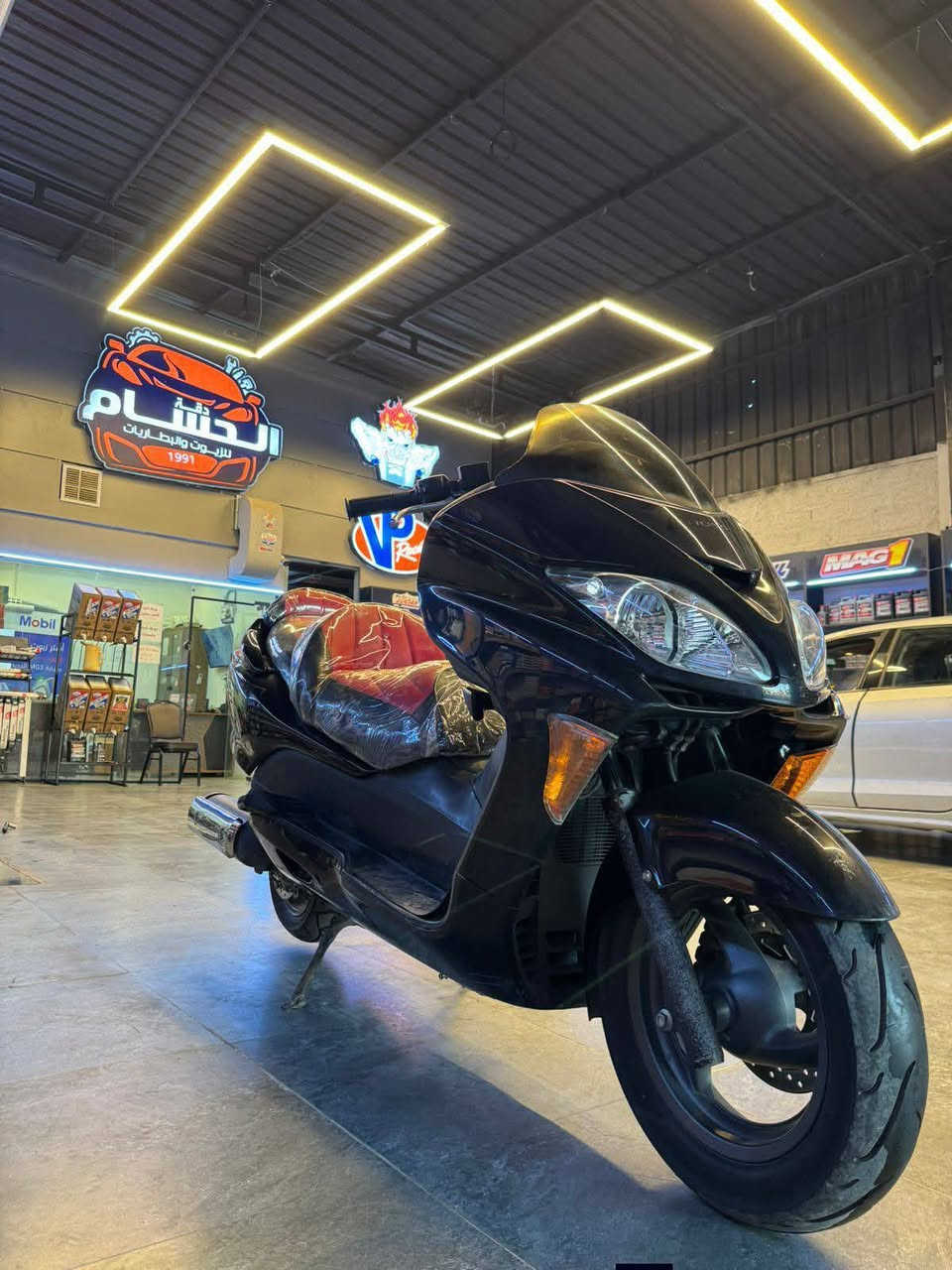 سلام عليكم دراجه فورزا 08دراجه جديده معنه لكلمه انطيك شرط معدل وشلعه دراجه ماشيه42الف دهن كله امزويل دراجه كير ملغي شادلهة اني هسه سستم سماعات ومسجل مي راديتر مبدل مخليلهة زيتي اصلي سعر دراجه مليون وميتين وبي مجال رقم مبايل ***********
