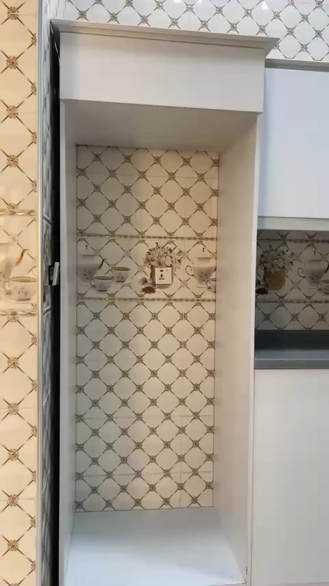 سلام علیکم کەوانتەری دروستکراوی مادەی MDF شتێکی پاکو خاوێن کەم بەکار هاتووە بەرزی ۱٨۰ درێژی ۲م نیو خاوەنی پارەیەکی زۆری پێداوە نرخی ئێستای ٥۳۰ مامەڵەیەکی کەم شوێن هەولێر بۆزیاتر نامەبنێرن لەخزمەتانداین


**إذا كنت صاحب هذا الإعلان وتريد حذفه لأي سبب، رجاءا أرسل رسالة إلى الدعم الفني**