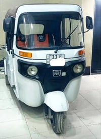 لبيع 12سعر 6200 رقم07705568854