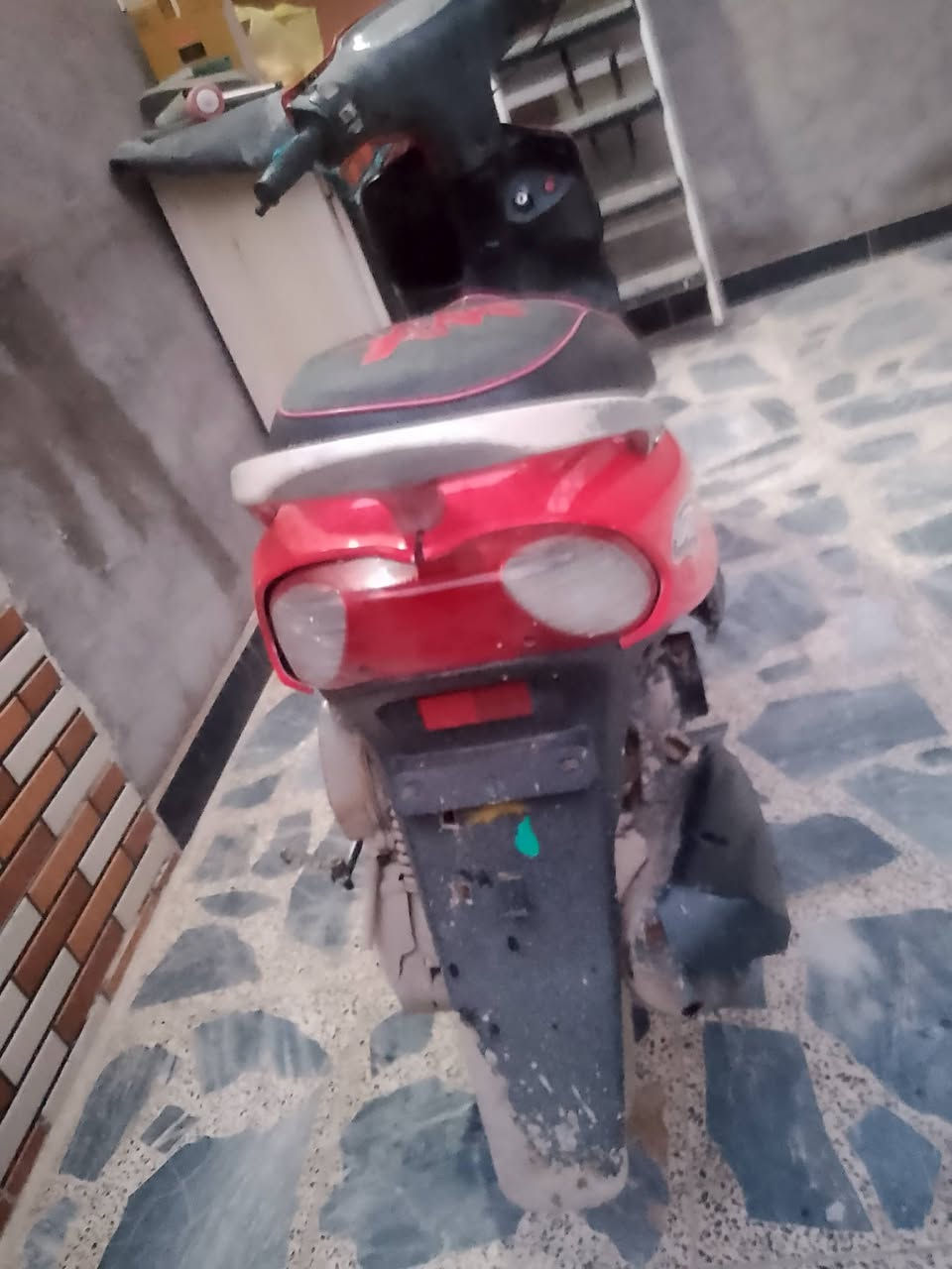 دراجه قجمه للبيع احلى من الصوره وشرط هندر واحد سعر 350الف
***********
