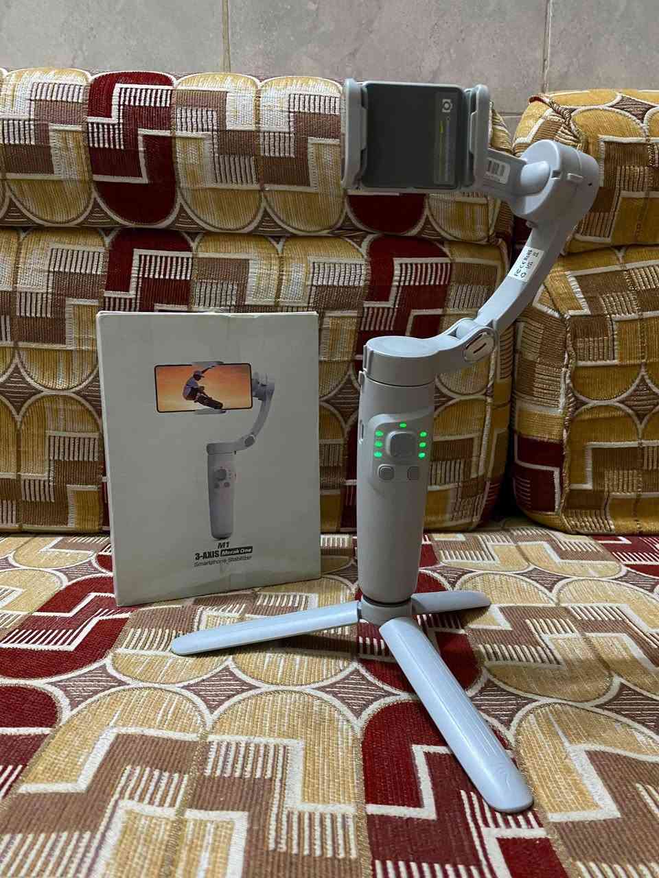 اوزمو مانع اهتزاز لجميع الموبايلات جديد استخدام قليل ثلاث محاور سلس بالتصوير مع ميزة التتبع الوجه من داخل التطبيق
السعر 60بيع مستعجل


**إذا كنت صاحب هذا الإعلان وتريد حذفه لأي سبب، رجاءا أرسل رسالة إلى الدعم الفني**