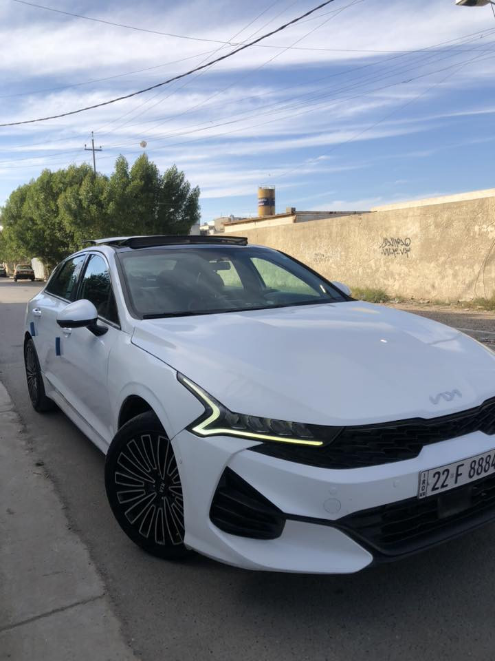 السلام عليكم  للبيع k5 gt line 2021
فول مواصفات ميحتاج اذكرهن   
محرك 1600 تيربو ✈️  
ماشيه 68000km
 حادث السياره بجم 3 قطع الاماميه وباب  وبيها دواخل ب الشاصي والغد
ومبدل مكينه جديده قبل شهر 
رقم اربيل  تحويل مباشر 
السياره خير من الله ونصبتها تخبل 
السعر ((135)) وبيها مجال بسيط 
مكان السياره بغداد حي الخضراء 
للاستفسار ***********
