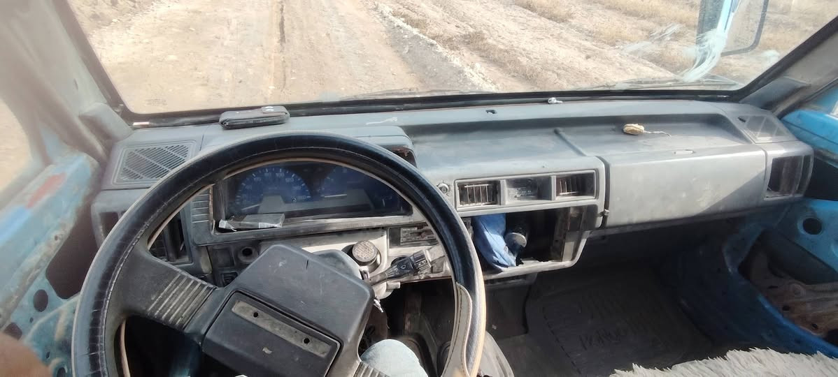 سلام عليكم كيه للبيع موديل94سياره كير مكينه اكسل صدر تخم تاير كله شرط سياره بيها خياسات موضحات بل صور سياره بتره 5جنكال مال جناي نفظهه نفض على ايدي سياره عدنه من 2005 رقم واسط بسمي سنويه27 تريد مداور تريد وكاله سعر43وبيها مجال مكاني واسط قضاء الزبيديه *********** تصال و وتساب
